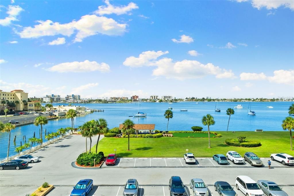 待售: $222,500 (2 贝兹, 2 浴室, 1110 平方英尺)