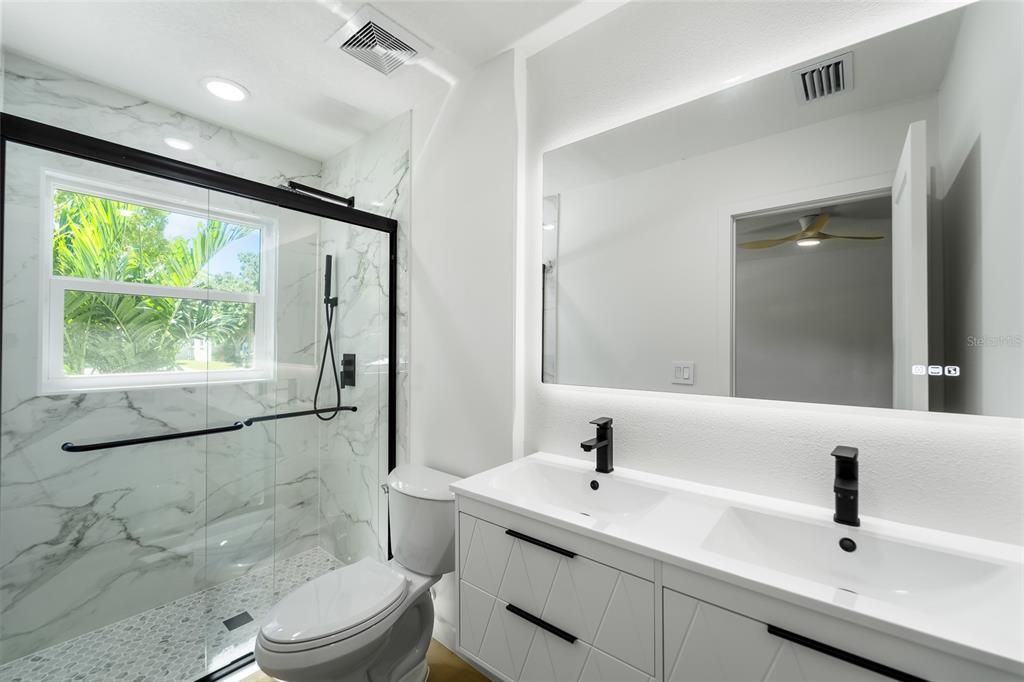 Active With Contract: $530,000 (4 beds, 2 baths, 1573 Square Feet)