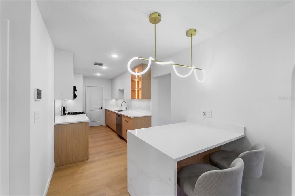 Active With Contract: $530,000 (4 beds, 2 baths, 1573 Square Feet)