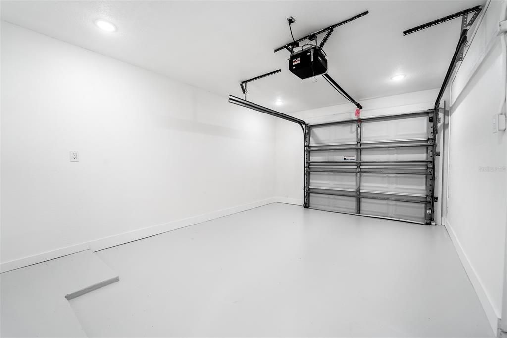 Active With Contract: $530,000 (4 beds, 2 baths, 1573 Square Feet)