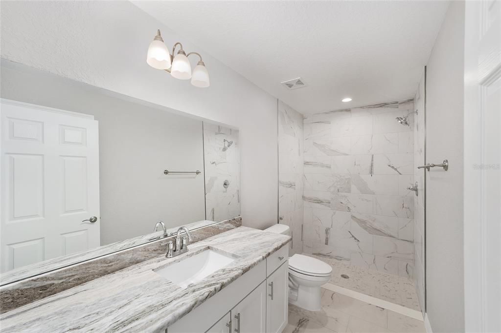 For Sale: $254,000 (3 beds, 2 baths, 1400 Square Feet)