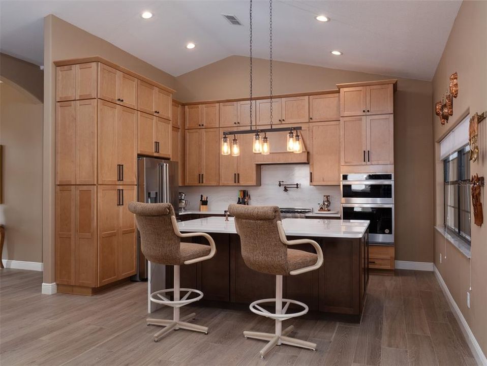 En Venta: $2,275,000 (4 camas, 2 baños, 2514 Pies cuadrados)