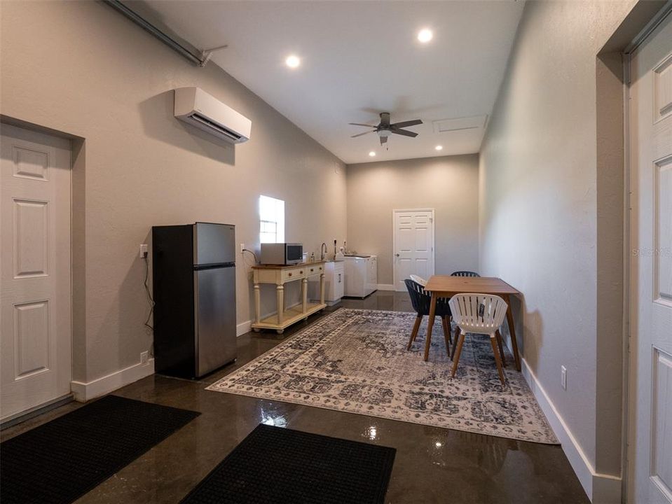 En Venta: $2,275,000 (4 camas, 2 baños, 2514 Pies cuadrados)