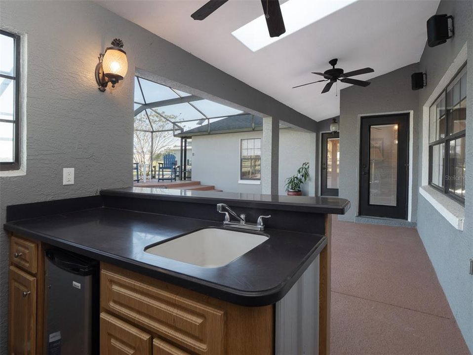 En Venta: $2,275,000 (4 camas, 2 baños, 2514 Pies cuadrados)