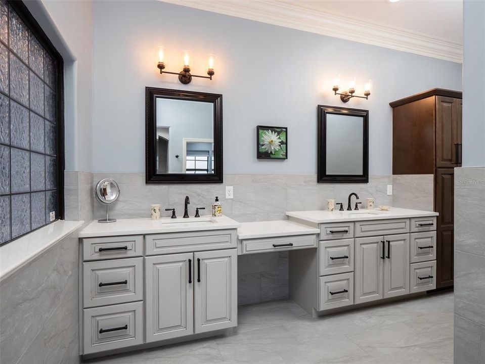 En Venta: $2,275,000 (4 camas, 2 baños, 2514 Pies cuadrados)