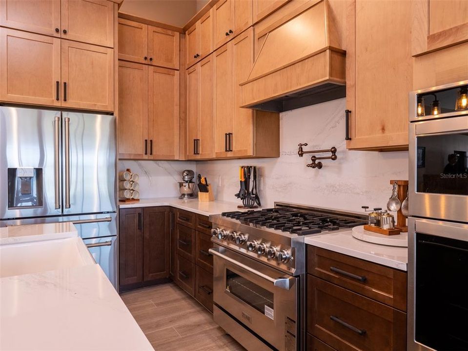 En Venta: $2,275,000 (4 camas, 2 baños, 2514 Pies cuadrados)