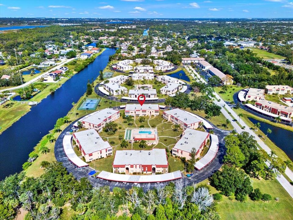 合同活跃: $250,000 (3 贝兹, 2 浴室, 1635 平方英尺)