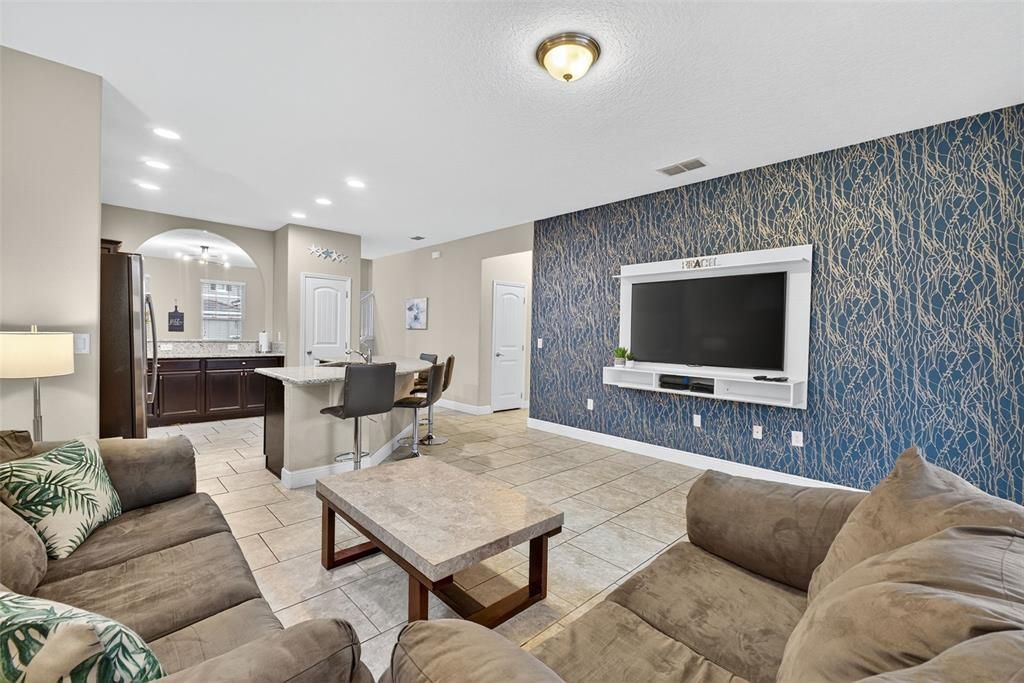 For Sale: $484,000 (5 beds, 4 baths, 2777 Square Feet)