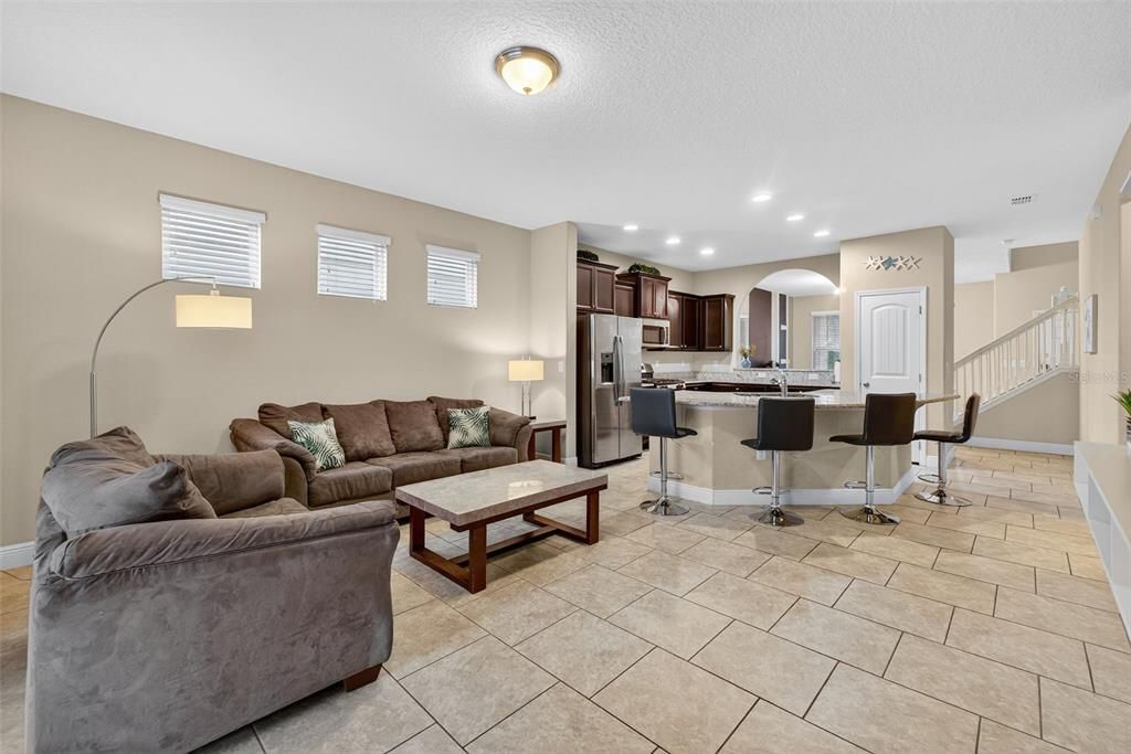 For Sale: $484,000 (5 beds, 4 baths, 2777 Square Feet)