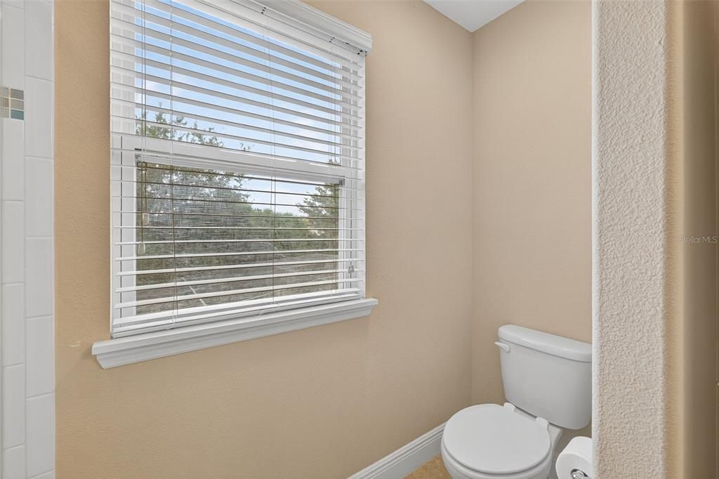 For Sale: $484,000 (5 beds, 4 baths, 2777 Square Feet)