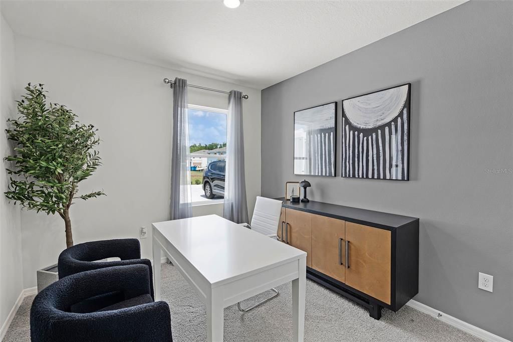 Active With Contract: $289,990 (4 beds, 2 baths, 1665 Square Feet)