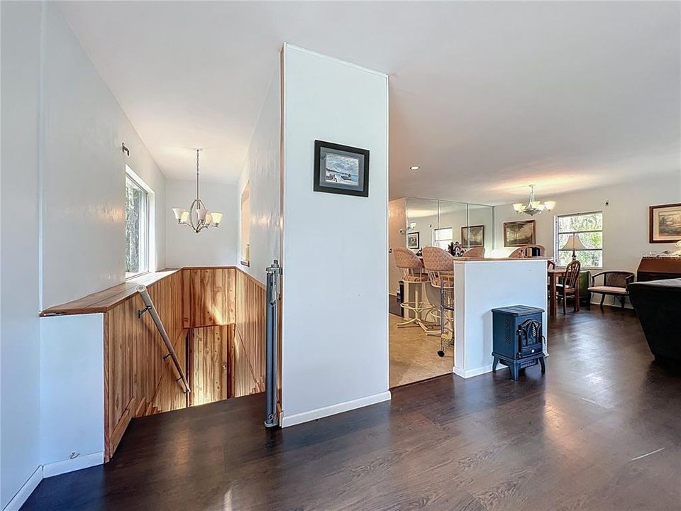 На продажу: $349,900 (3 спален, 2 ванн, 2160 Квадратных фут)