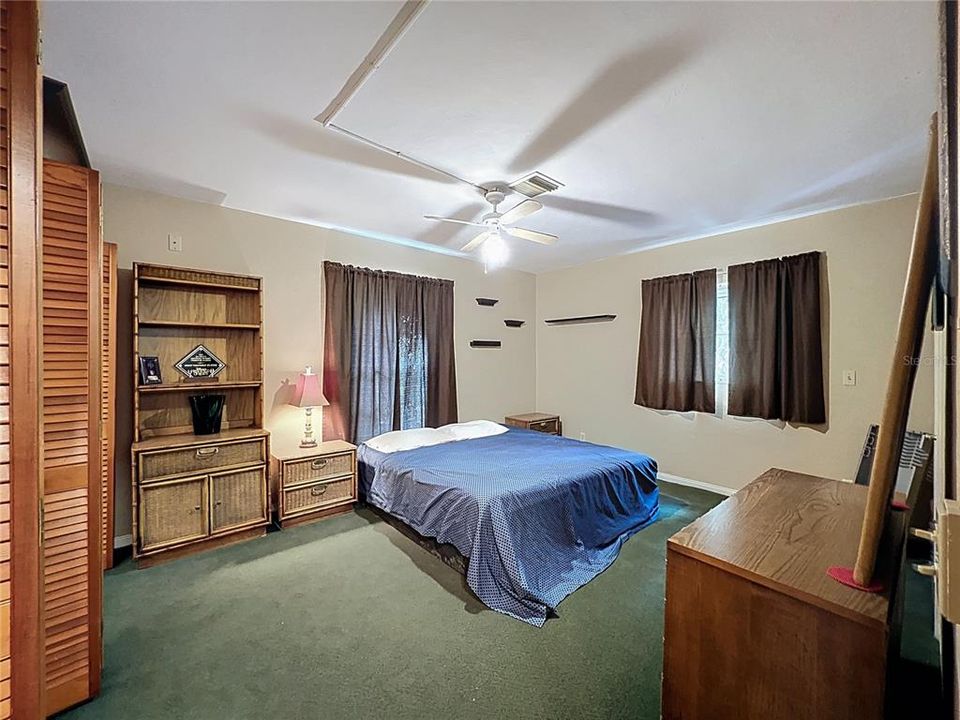 На продажу: $349,900 (3 спален, 2 ванн, 2160 Квадратных фут)