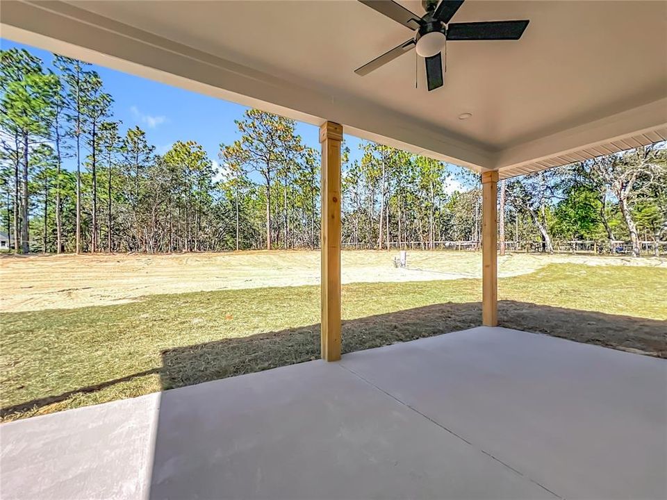 For Sale: $440,000 (3 beds, 2 baths, 1912 Square Feet)