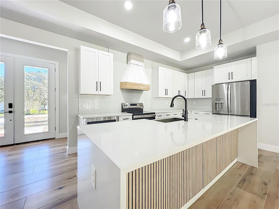 For Sale: $440,000 (3 beds, 2 baths, 1912 Square Feet)