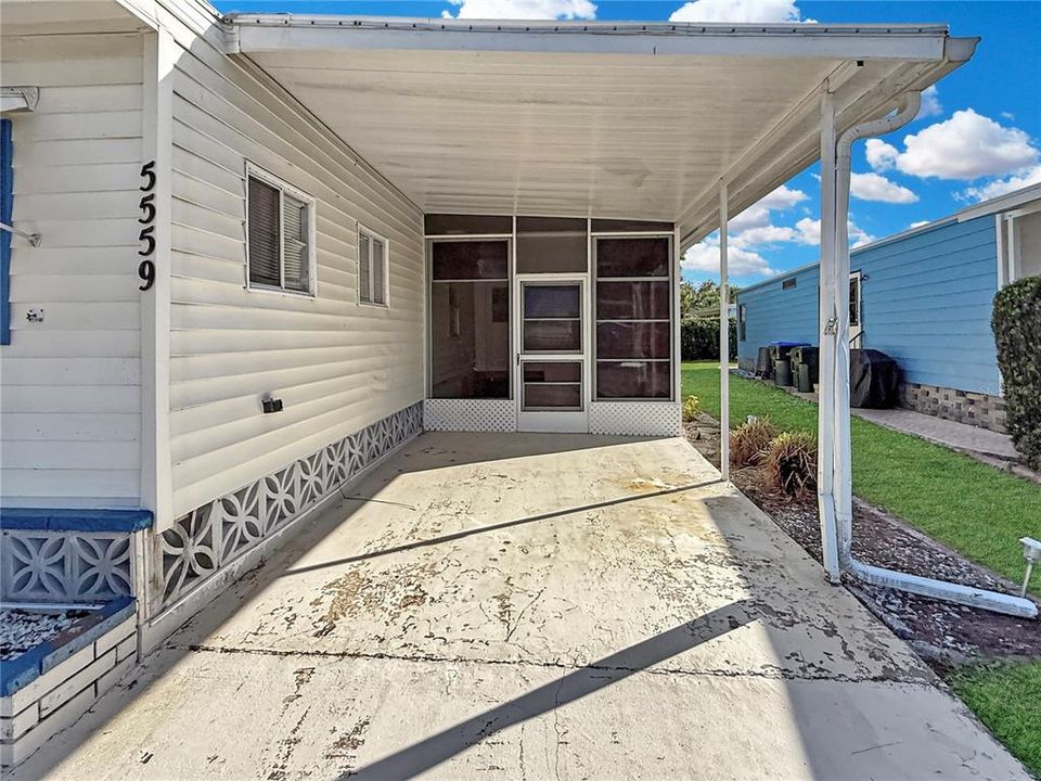 For Sale: $85,000 (2 beds, 1 baths, 660 Square Feet)