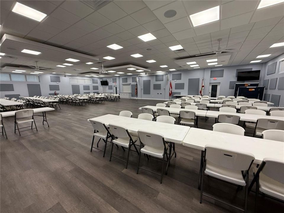 For Sale: $85,000 (2 beds, 1 baths, 660 Square Feet)