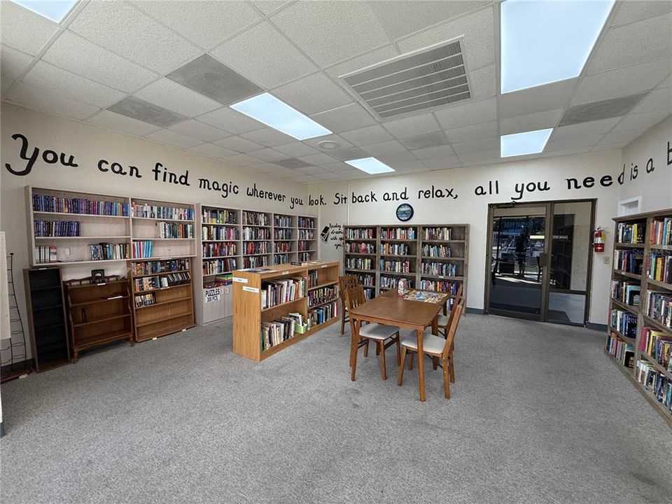 For Sale: $85,000 (2 beds, 1 baths, 660 Square Feet)