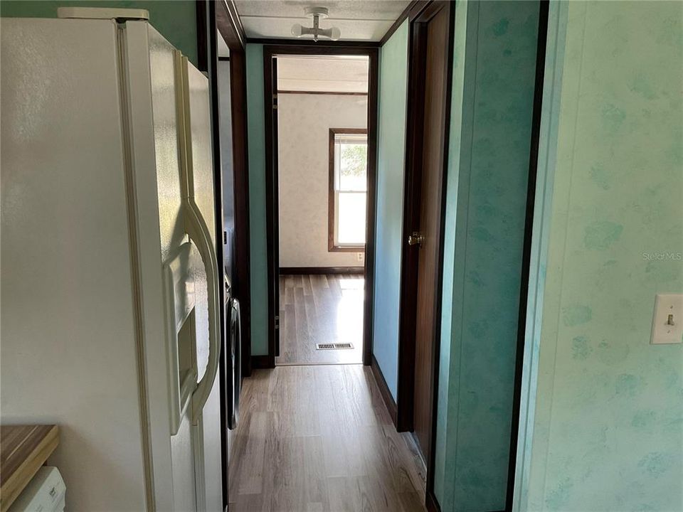 На продажу: $112,000 (2 спален, 2 ванн, 958 Квадратных фут)