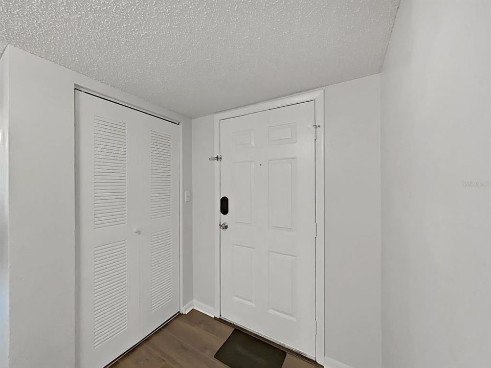 For Sale: $239,900 (3 beds, 2 baths, 1351 Square Feet)