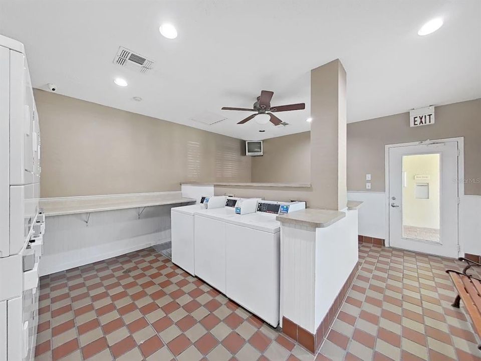 For Sale: $239,900 (3 beds, 2 baths, 1351 Square Feet)