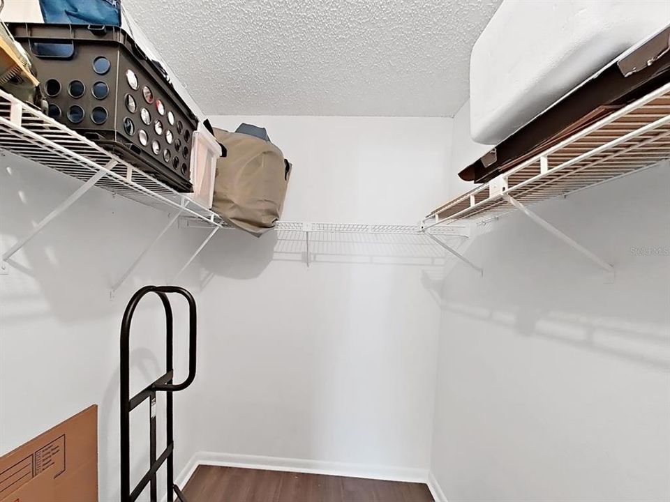 For Sale: $239,900 (3 beds, 2 baths, 1351 Square Feet)