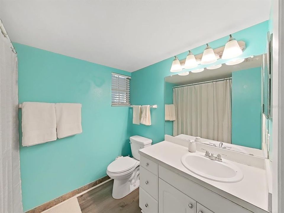 For Sale: $239,900 (3 beds, 2 baths, 1351 Square Feet)