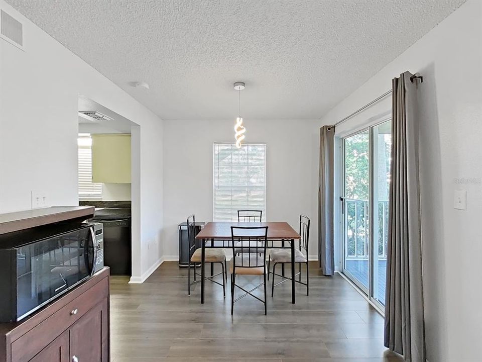 For Sale: $239,900 (3 beds, 2 baths, 1351 Square Feet)