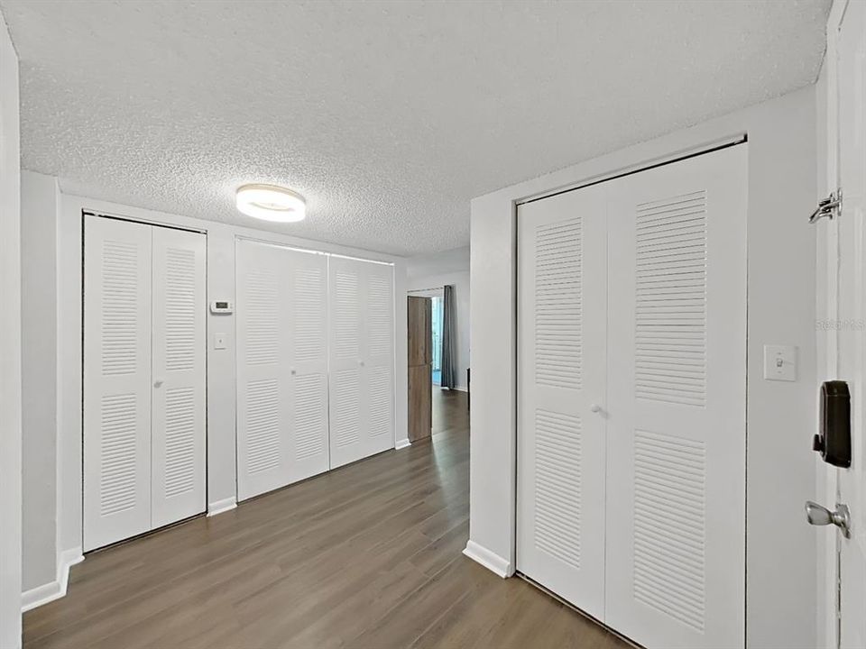 For Sale: $239,900 (3 beds, 2 baths, 1351 Square Feet)