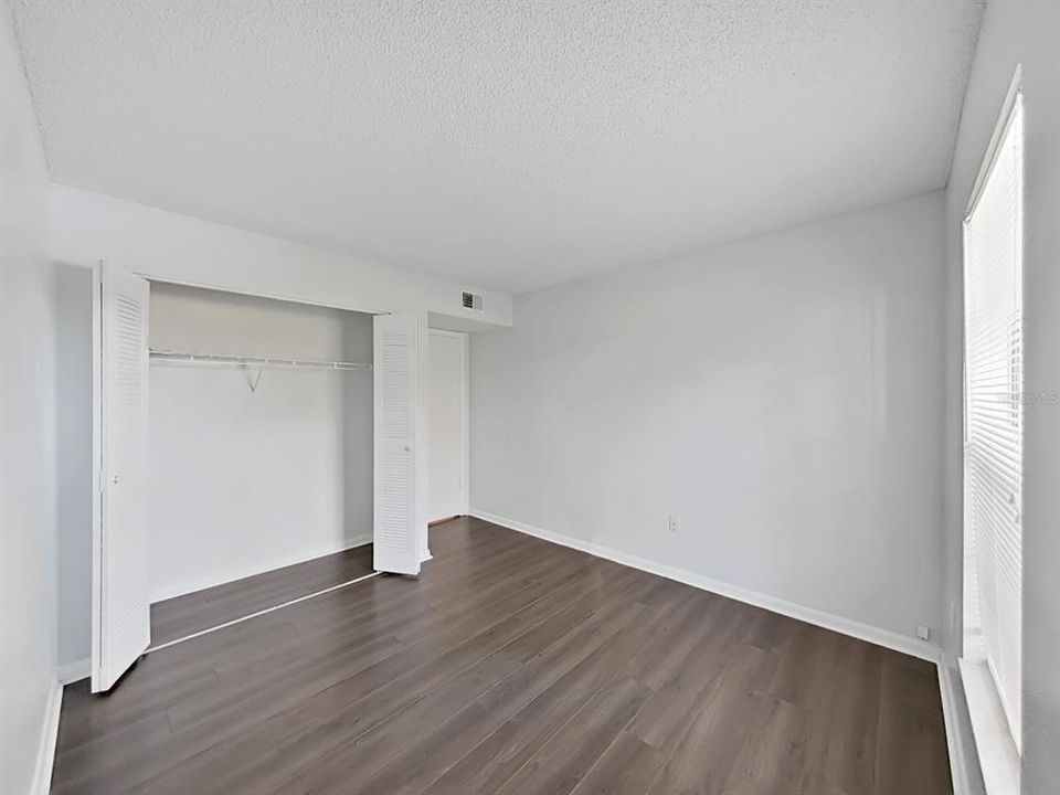 For Sale: $239,900 (3 beds, 2 baths, 1351 Square Feet)