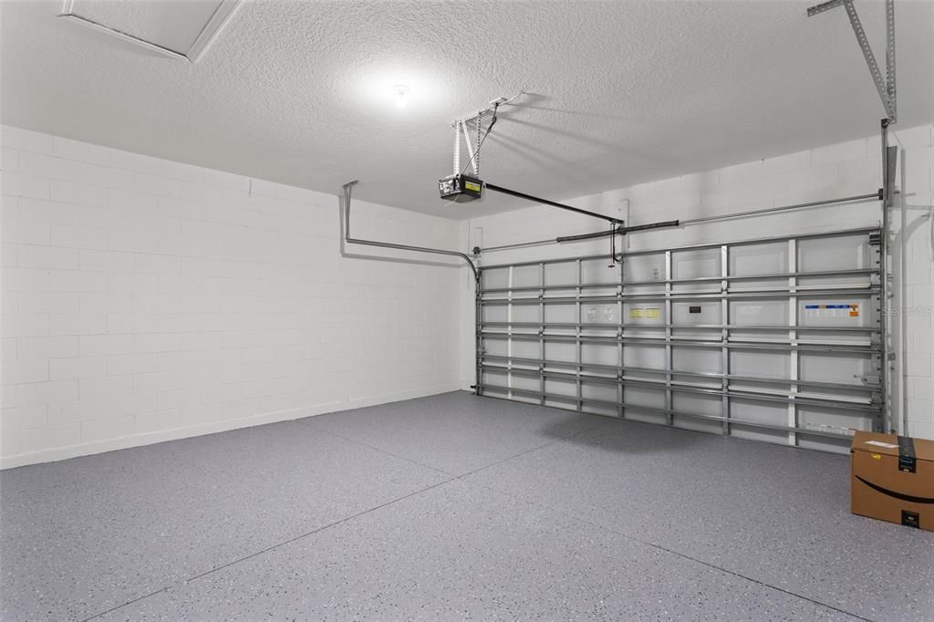 For Sale: $450,000 (3 beds, 2 baths, 2258 Square Feet)