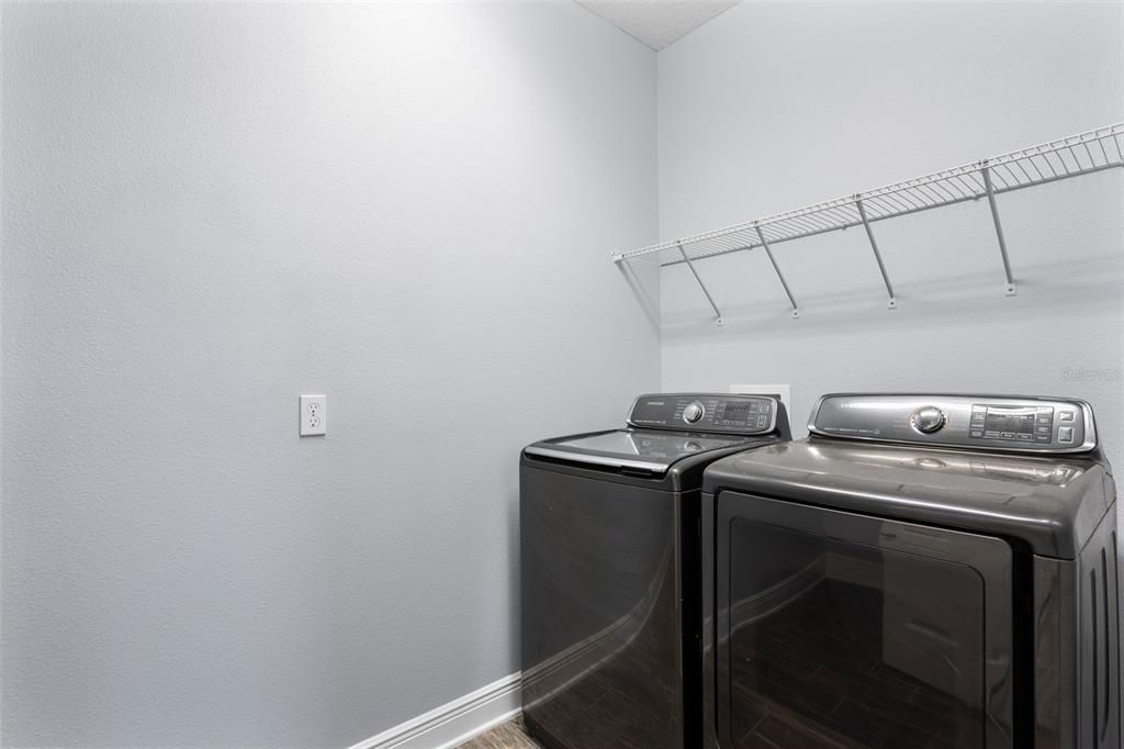 For Sale: $450,000 (3 beds, 2 baths, 2258 Square Feet)