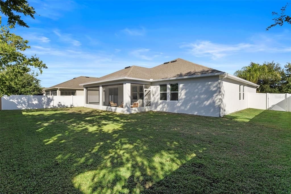 For Sale: $450,000 (3 beds, 2 baths, 2258 Square Feet)