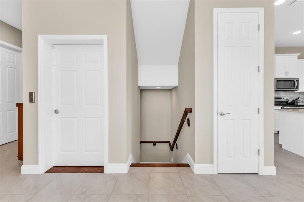 For Sale: $550,000 (4 beds, 3 baths, 2640 Square Feet)