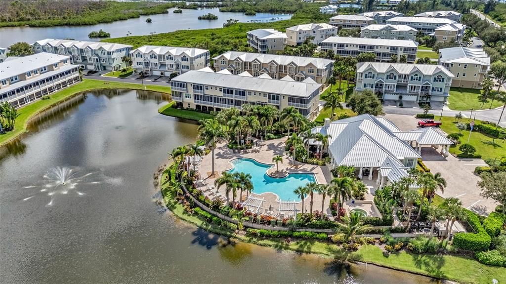 For Sale: $550,000 (4 beds, 3 baths, 2640 Square Feet)