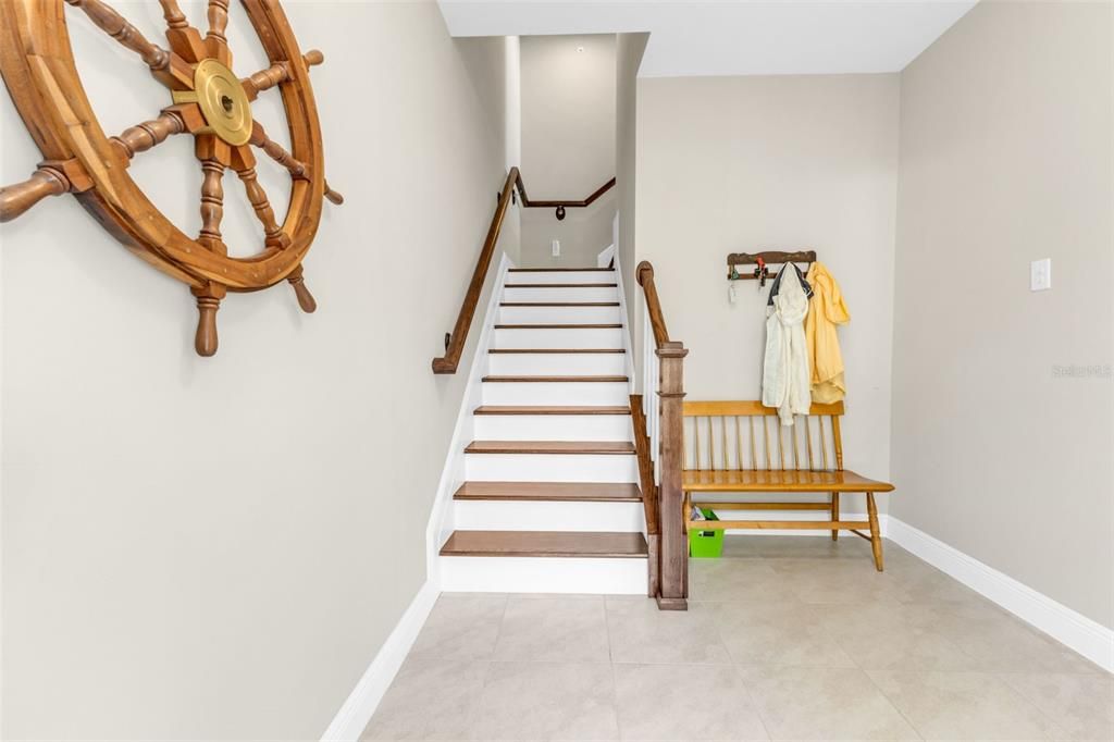 For Sale: $550,000 (4 beds, 3 baths, 2640 Square Feet)