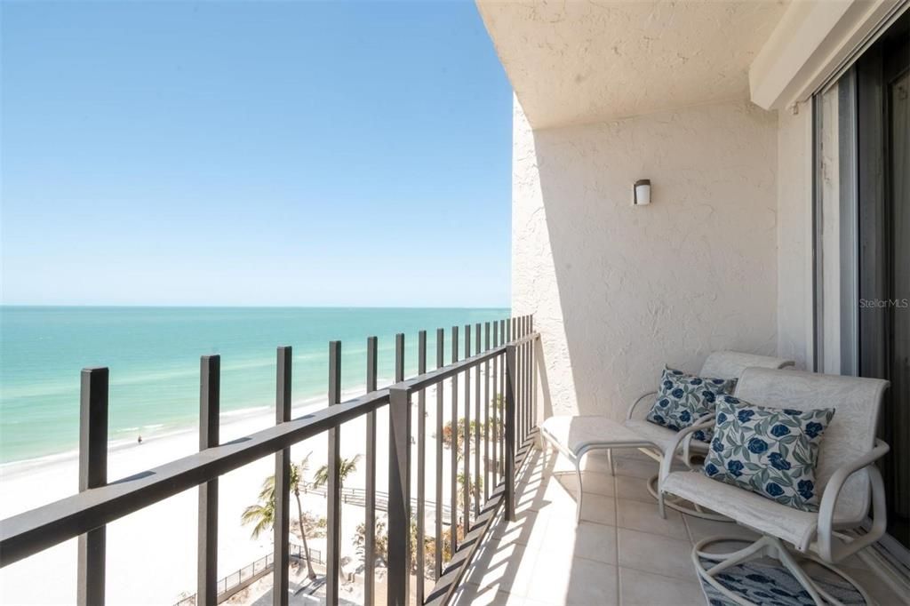 Под контрактом: $1,200,000 (2 спален, 2 ванн, 1536 Квадратных фут)