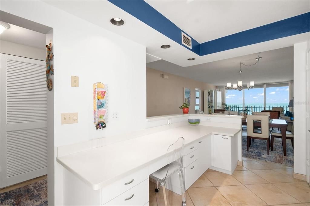 Под контрактом: $1,200,000 (2 спален, 2 ванн, 1536 Квадратных фут)