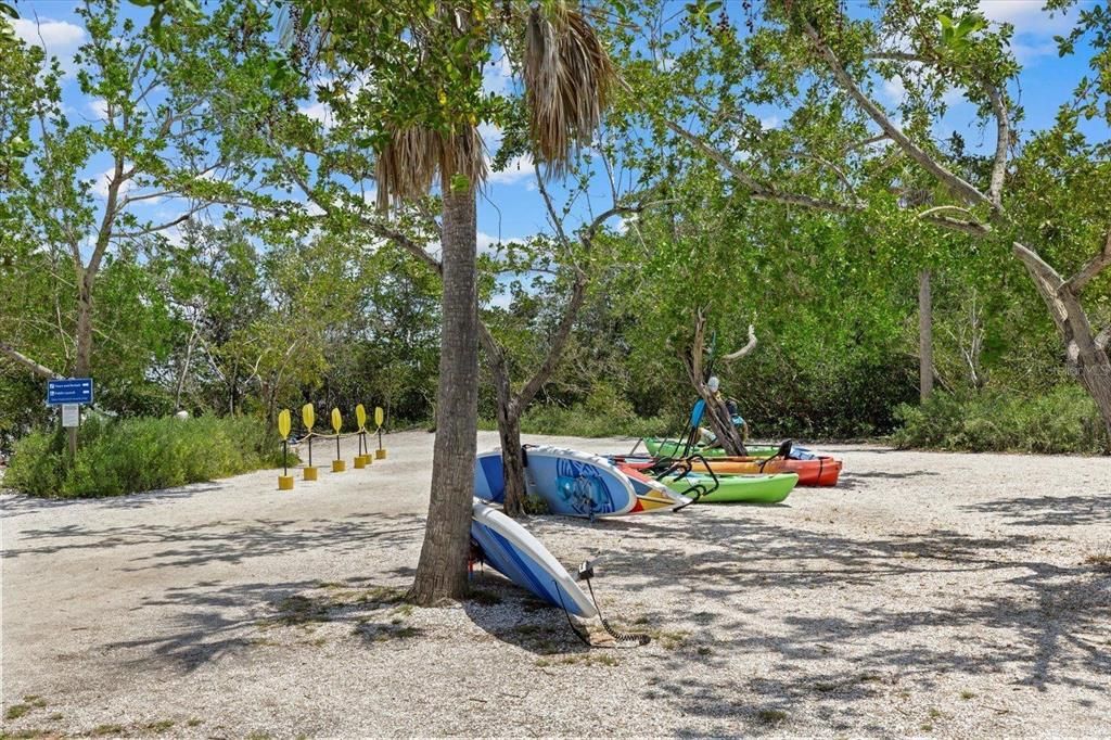 Под контрактом: $1,200,000 (2 спален, 2 ванн, 1536 Квадратных фут)