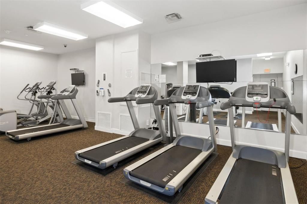 Под контрактом: $1,200,000 (2 спален, 2 ванн, 1536 Квадратных фут)