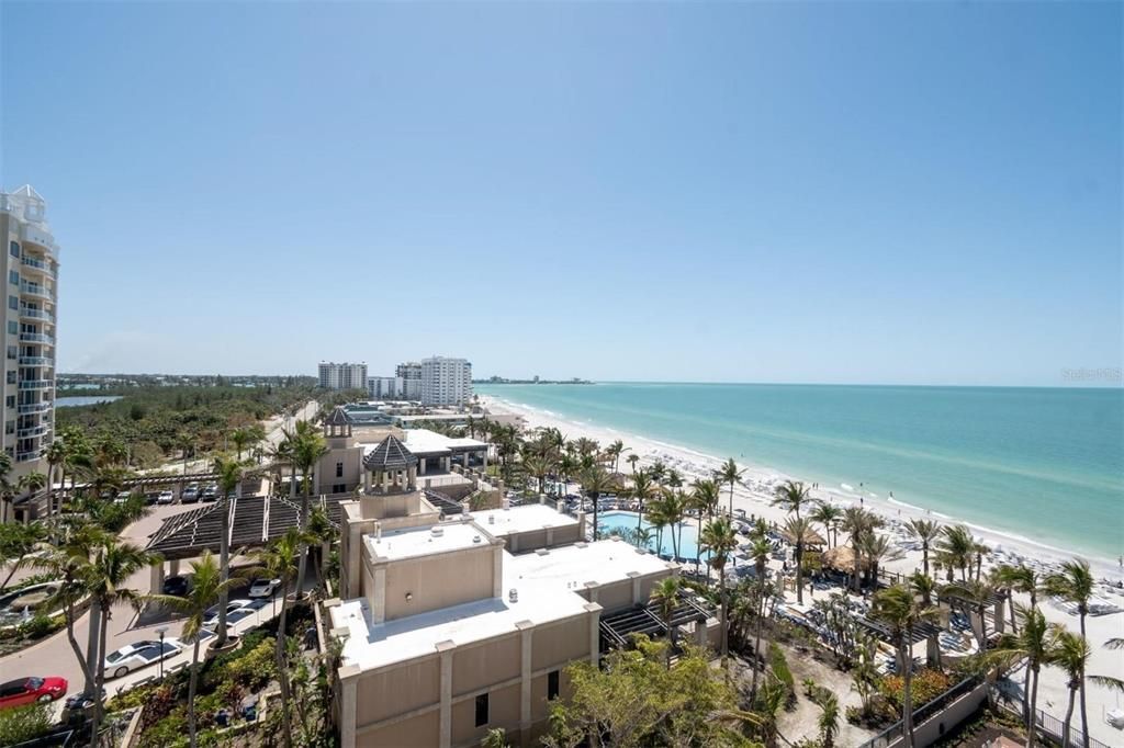 Под контрактом: $1,200,000 (2 спален, 2 ванн, 1536 Квадратных фут)