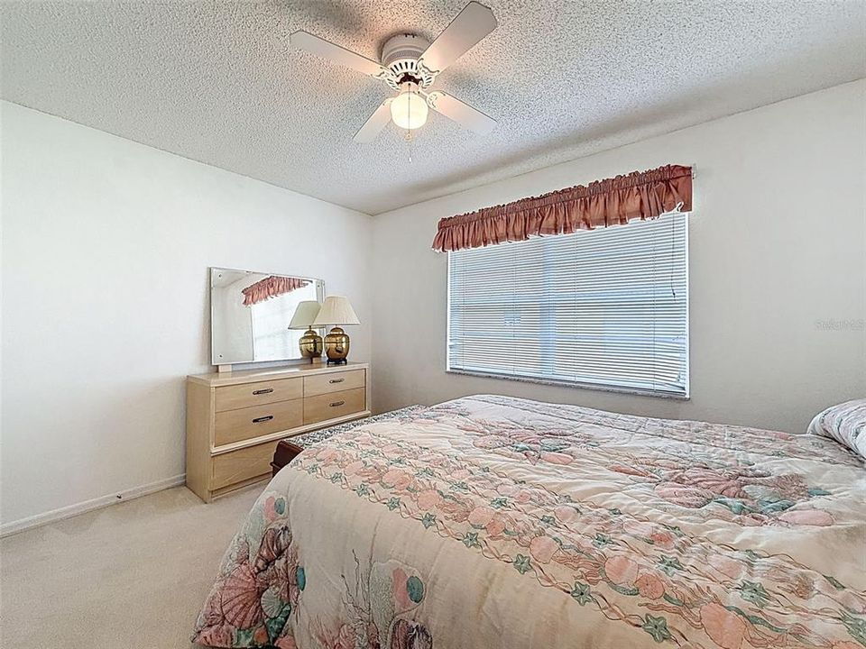 Active With Contract: $319,000 (3 beds, 2 baths, 1677 Square Feet)