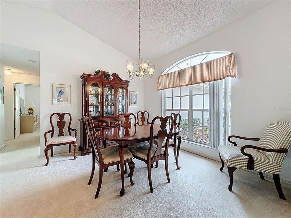 Active With Contract: $319,000 (3 beds, 2 baths, 1677 Square Feet)