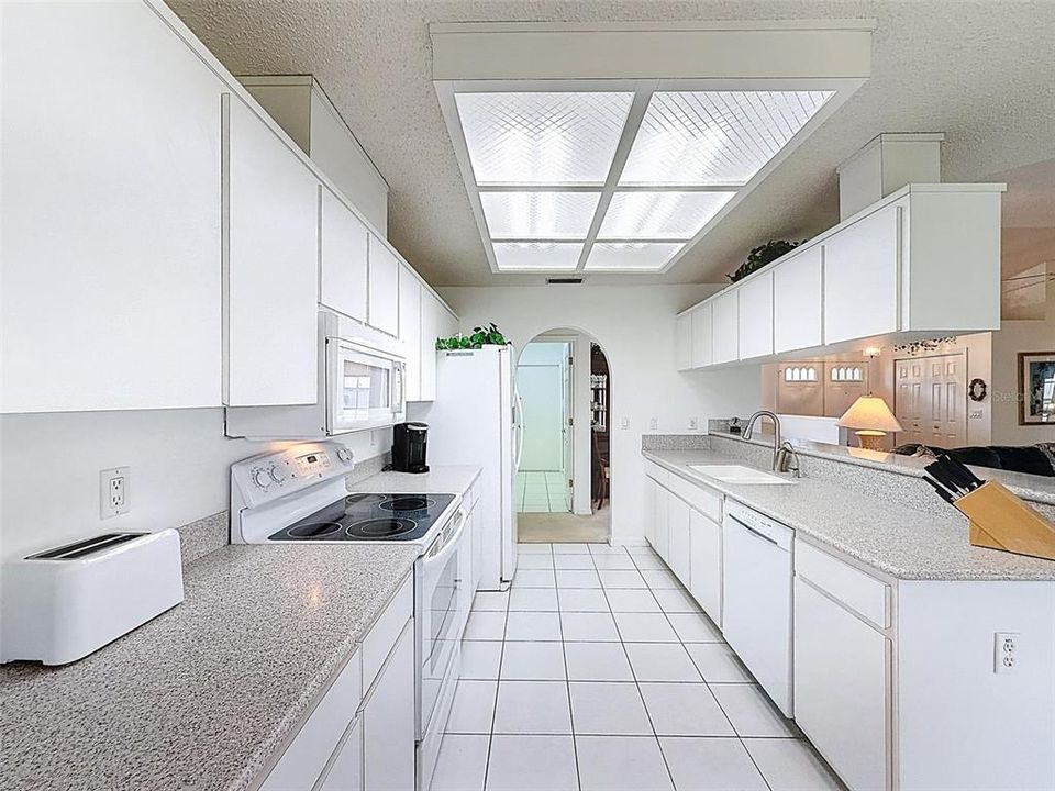 Active With Contract: $319,000 (3 beds, 2 baths, 1677 Square Feet)