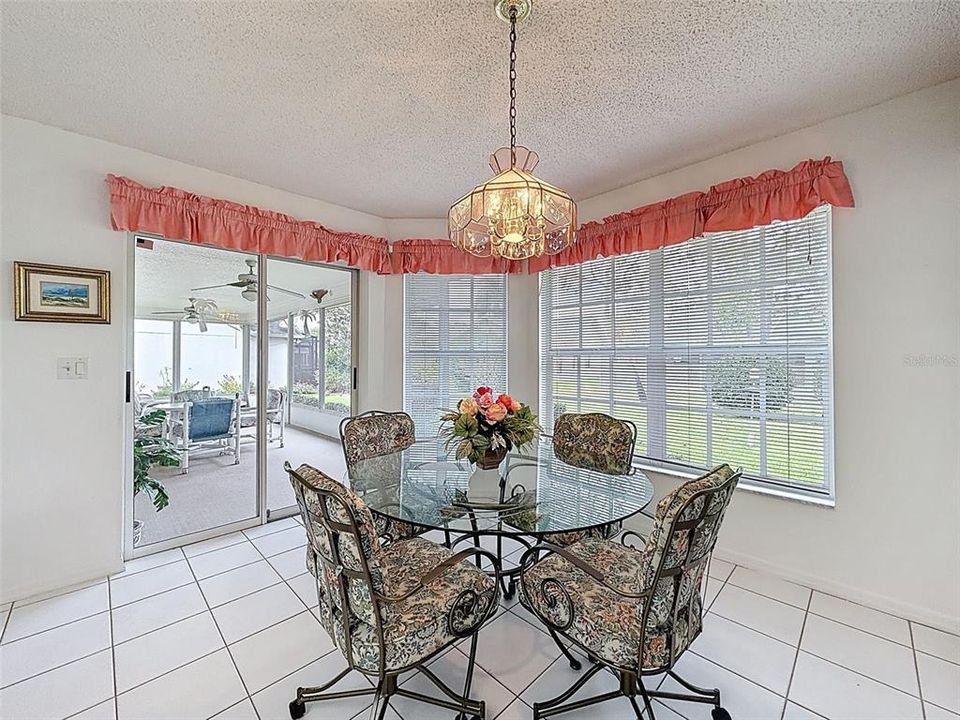 Active With Contract: $319,000 (3 beds, 2 baths, 1677 Square Feet)