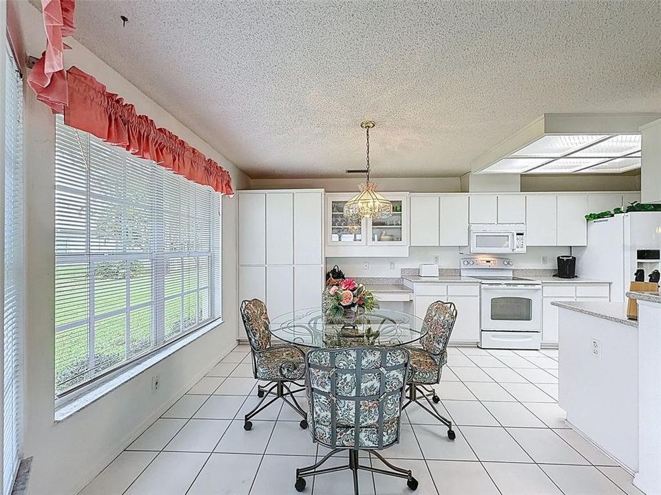 Active With Contract: $319,000 (3 beds, 2 baths, 1677 Square Feet)