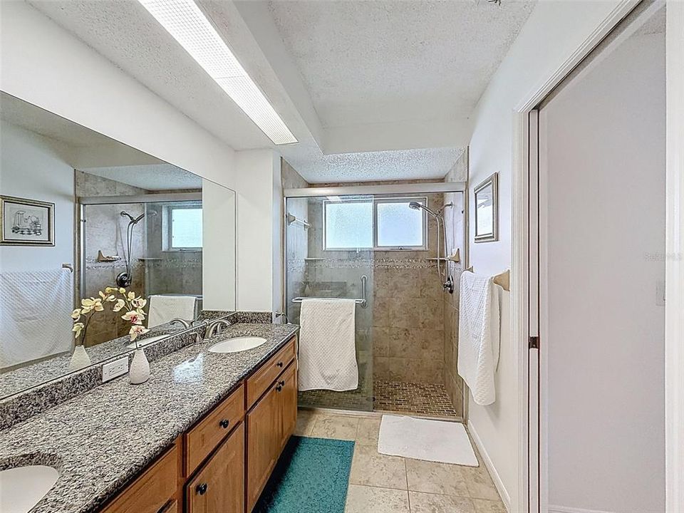 Active With Contract: $319,000 (3 beds, 2 baths, 1677 Square Feet)