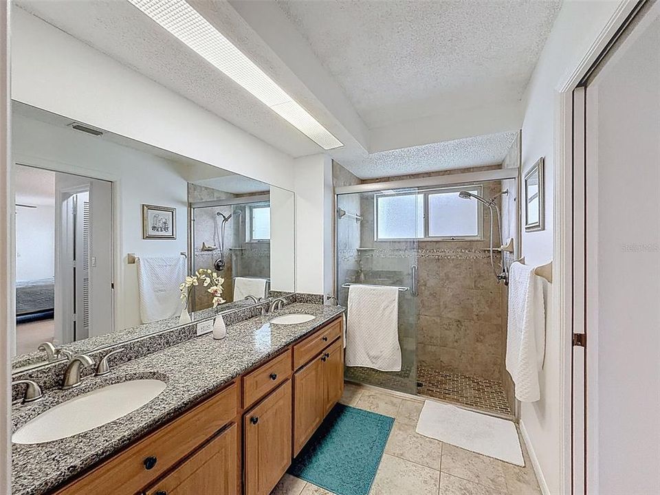 Active With Contract: $319,000 (3 beds, 2 baths, 1677 Square Feet)