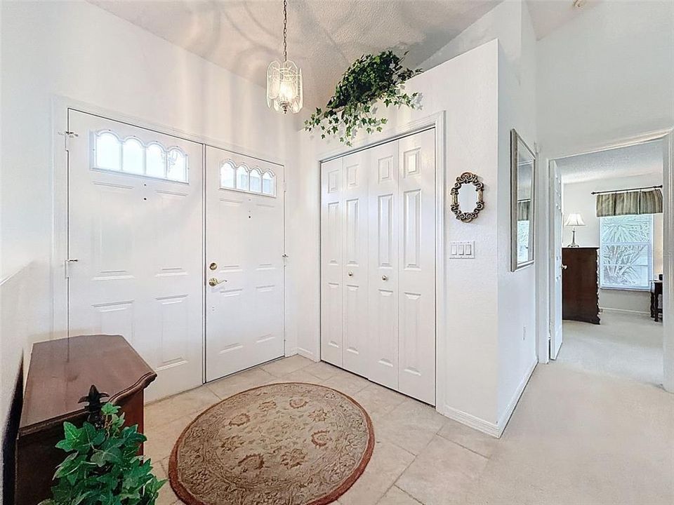 Active With Contract: $319,000 (3 beds, 2 baths, 1677 Square Feet)