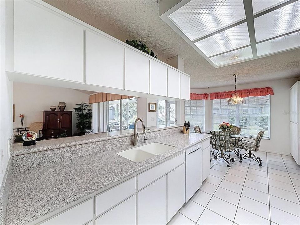 Active With Contract: $319,000 (3 beds, 2 baths, 1677 Square Feet)